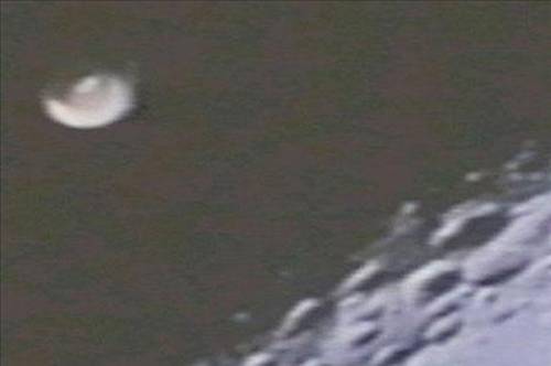 NASA'nın Fotoğraflarındaki UFO'lar