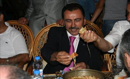 Muhsin Yazıcıoğlu'nun görülmemiş fotoğrafları