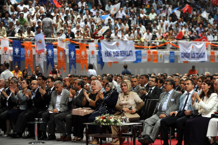 Başbakan Diyarbakır'da konuştu