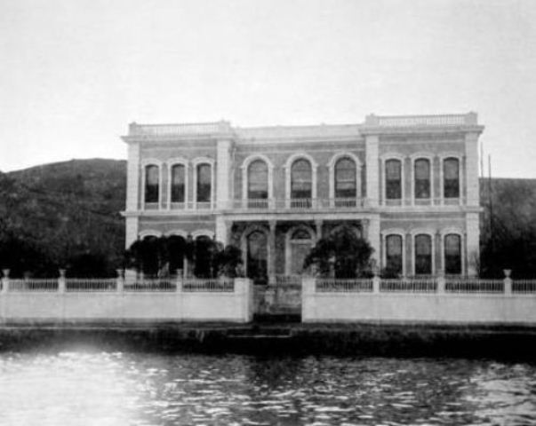 II. Abdülhamid'in arşivinden Osmanlı mimarisi