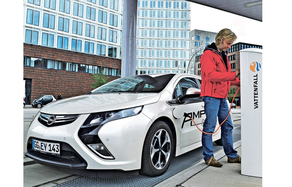 Opel Ampera mı yoksa Toyota Prius mu?