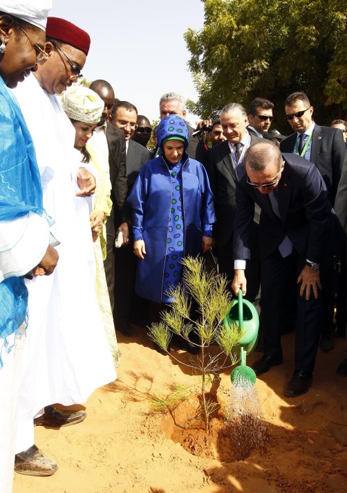 Tarihte bir ilk! Başbakan Nijer'i ziyaret etti!