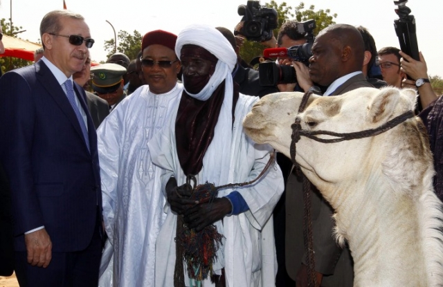 Tarihte bir ilk! Başbakan Nijer'i ziyaret etti!
