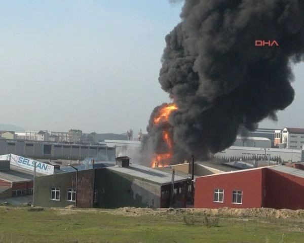 Tuzla'da yangın