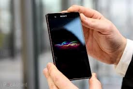 Sony Xperia Z ile Samsung Galaxy Note 2