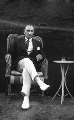 Atatürk'ün kendi ağzından hayat hikayesi