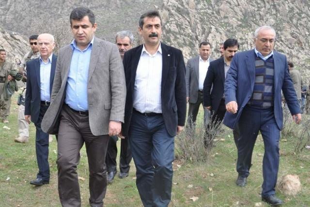 PKK'nın elindeki kamu görevlileri serbest