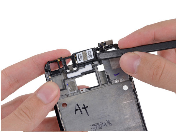HTC One'ı tamir etmek bir kabus