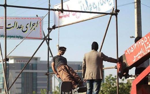 İran'da idamlık mahkum son anda kurtuldu