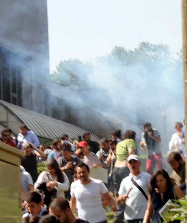 Gezi Parkına polis müdahalesi!