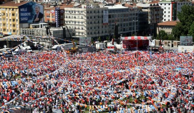 Kayseri'de 'Milli İradeye saygı' mitingi