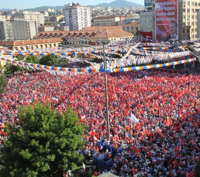 Samsun'da "Milli İradeye Saygı" mitingi