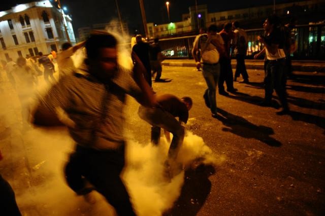 Mısır'da göstericilere polis müdahalesi