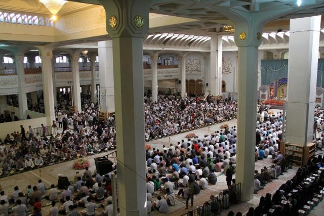 İran’ın dini merkezi Kum’da Ramazan