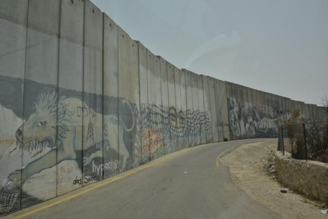Gazze'yi hapseden İsrail duvarları