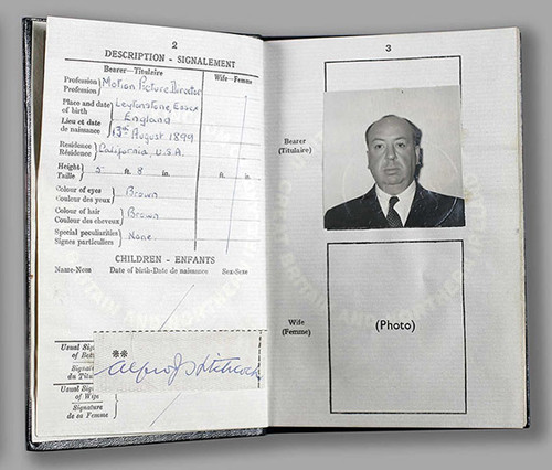 Ünlülerin pasaport fotoğrafları