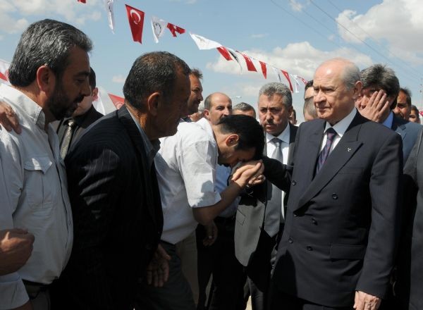 MHP lideri Bahçeli, Türklük Anıtı'nda