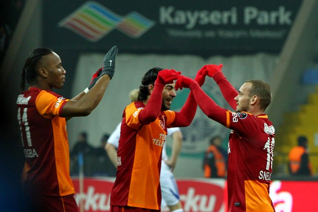 K.Erciyes-G.Saray maçı tweetleri