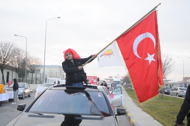 "Milli İradeye Saygı Konvoyu" Türkiye'de