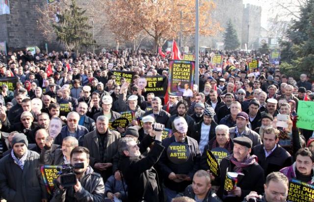 Kayseri'de Başbakan'a destek zinciri