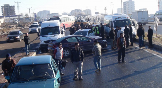 Diyarbakır'da 60 araç birbirine girdi
