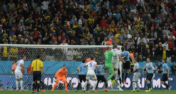 Uruguay İngiltere'yi 2-1 yendi