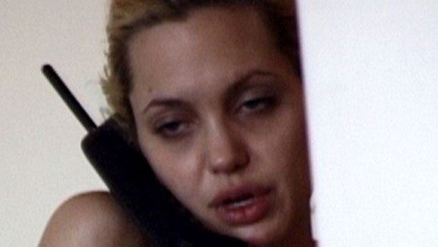 Angelina Jolie'yi hiç böyle görmediniz!