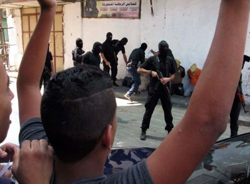 Gazze'de İsrail ajanlarına idam