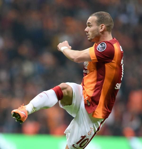 Galatasaray-Fenerbahçe derbisinden kareler