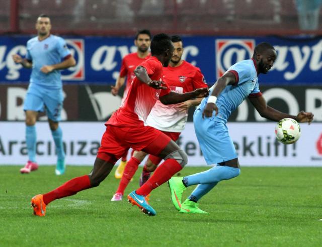 Trabzonspor - Gaziantepspor karşılaşmasından kareler