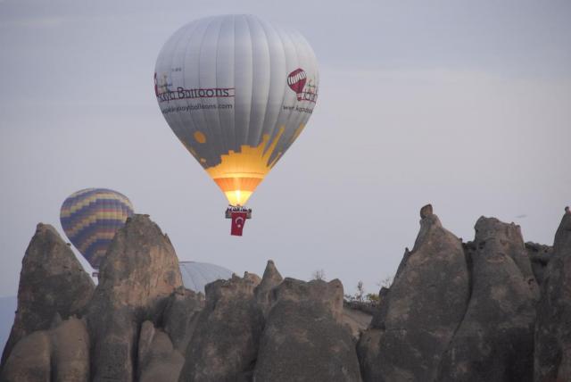 Balonlar Cumhuriyet Bayramı için havalandı