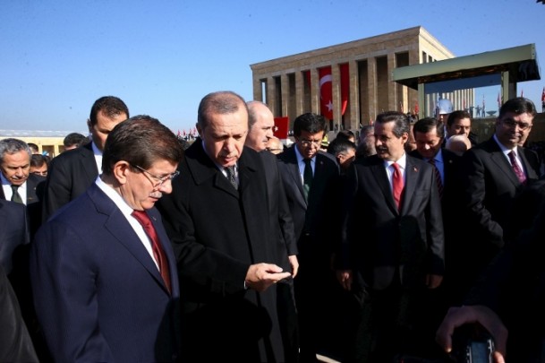 Bütük Önder Atatürk Anıtkabir'de törenle anıldı