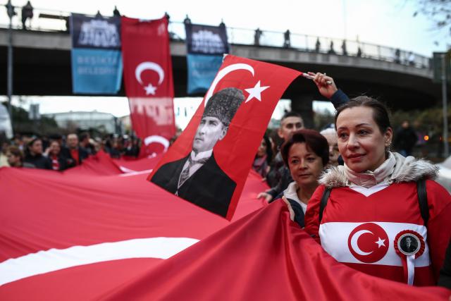 Büyük Önder Atatürk'ü anıyoruz 10 Kasım 2016