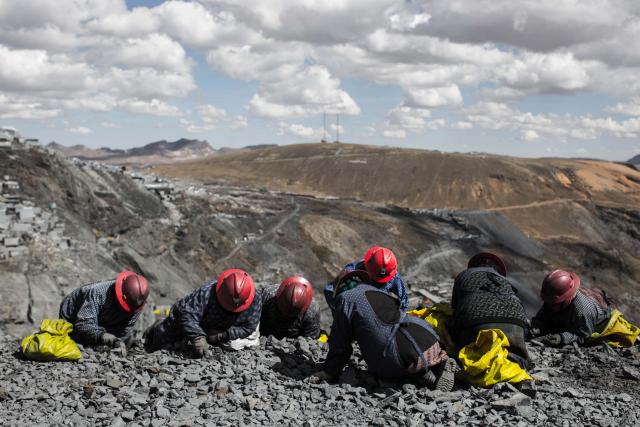 Peru La Rinconada altın madeni