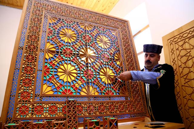 ebeke sanatı, Azerbaycan'ın tarihi Şeki kentinde yaşatılıyor