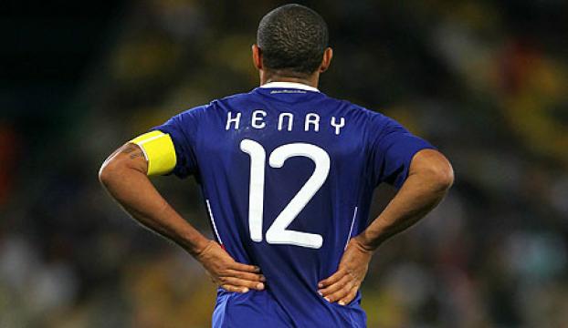Henry futbolu bıraktı