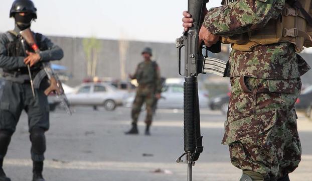 Afganistanda intihar saldırısı: 13 ölü