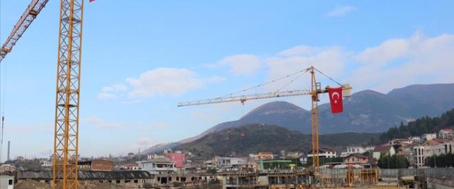 Arnavutlukta TOKİ tarafından inşa edilecek deprem konutlarının temeli atıldı