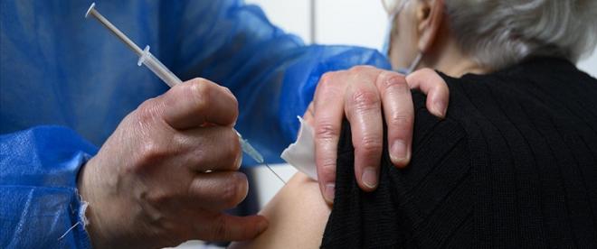 Türkiyede uygulanan Kovid-19 aşı dozu miktarı 95 milyonu geçti