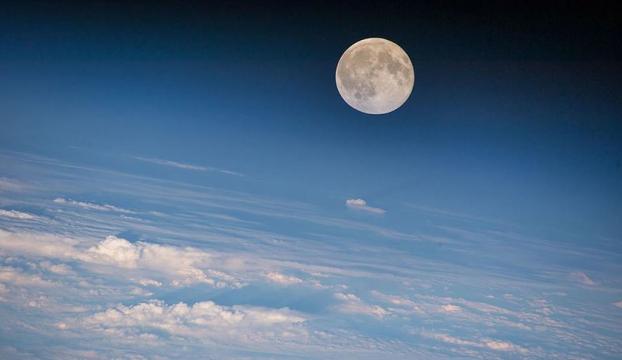 NASA, 2024te Aya iki astronot göndermeyi planlıyor
