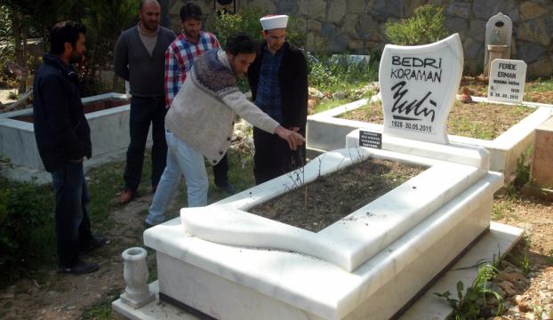 Karikatürist Koramanın mezarı açıldı