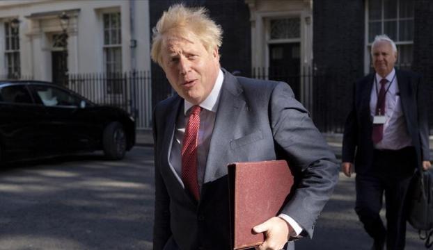İngiltere Başbakanı Johnson: &quot;Avrupada Kovid-19 vakalarındaki artış ikinci dalganın işareti&quot;
