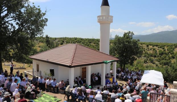 Savaşlarda iki defa yıkılan cami üçüncü kez ibadete açıldı