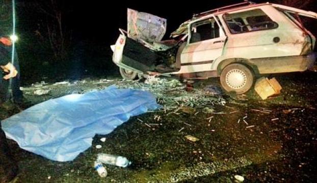 Bucakta trafik kazası: 2 ölü, 2 yaralı