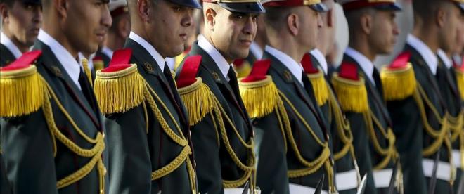 Cezayir, bölgedeki kritik şartlar karşısında askeri seçeneklerini gözden mi geçiriyor?