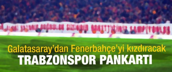 Cimbom'dan Fenerbahçe'ye pankart