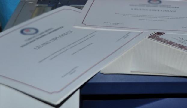 FETÖ üyelerine sahte diploma hazırlamış