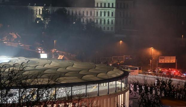 İstanbulda polise bombalı saldırı