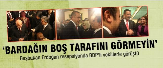 Erdoğan resepsiyonda BDP'lilerle görüştü