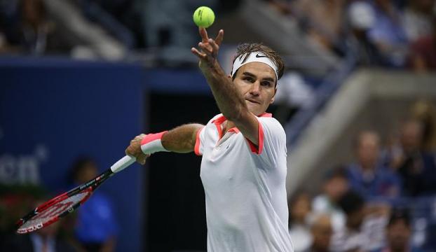 Federer rekora gidiyor